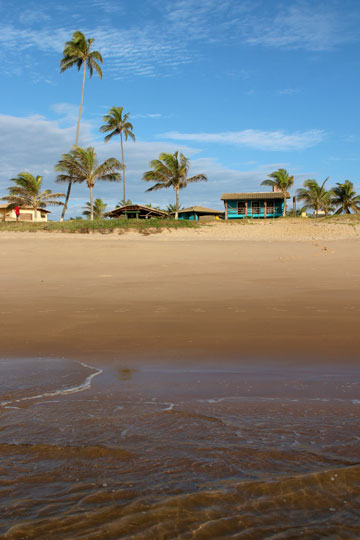 Casa em Guarajuba de frente para o mar 